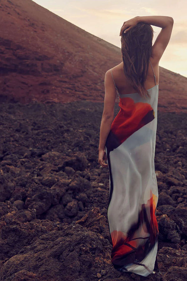 Lilou | Abstract Tulip Maxi Dress - Novaesta