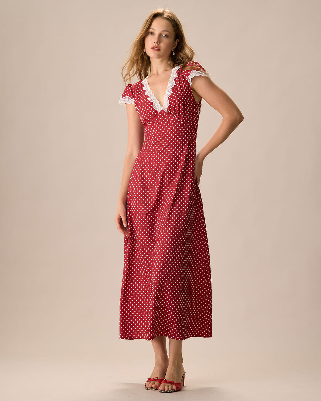 Clara | Red Maxi Dress with Polka Dots and Lace - Novaesta