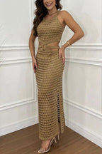 Élia | Textured Maxi Dress with Cut-Out and Ring