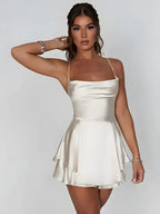 Alizée | Solid Color Backless Dress with Straps