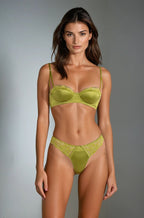 Arianna Underwire Bra & Brief Set