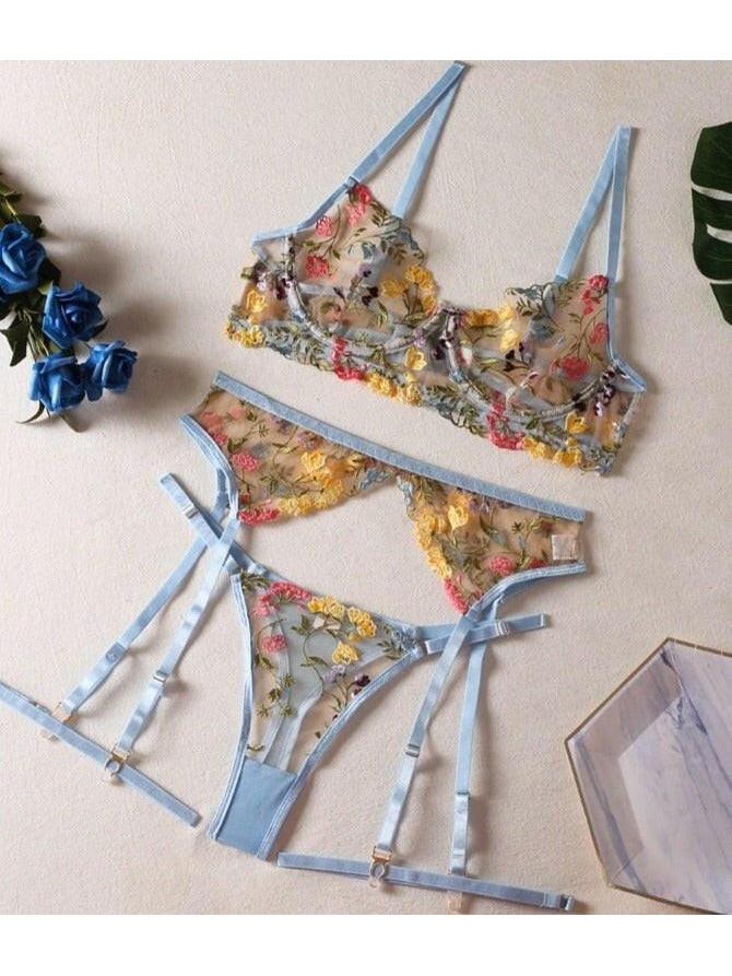 Daisy | 3-Piece French Lingerie Set - Novaesta