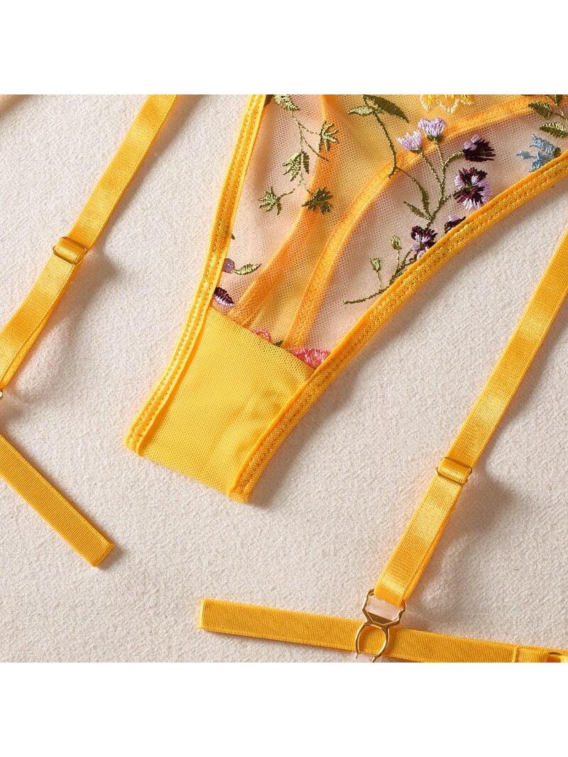 Daisy | 3-Piece French Lingerie Set - Novaesta