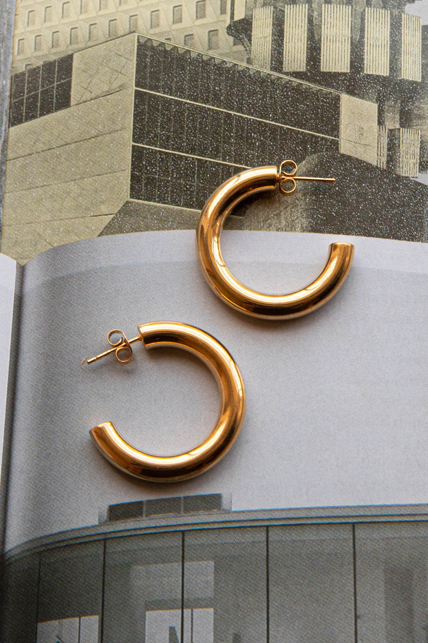 Open Hoop Earrings Zayda Gold