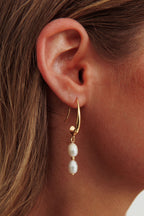 Joslly Gold Dangle Earrings