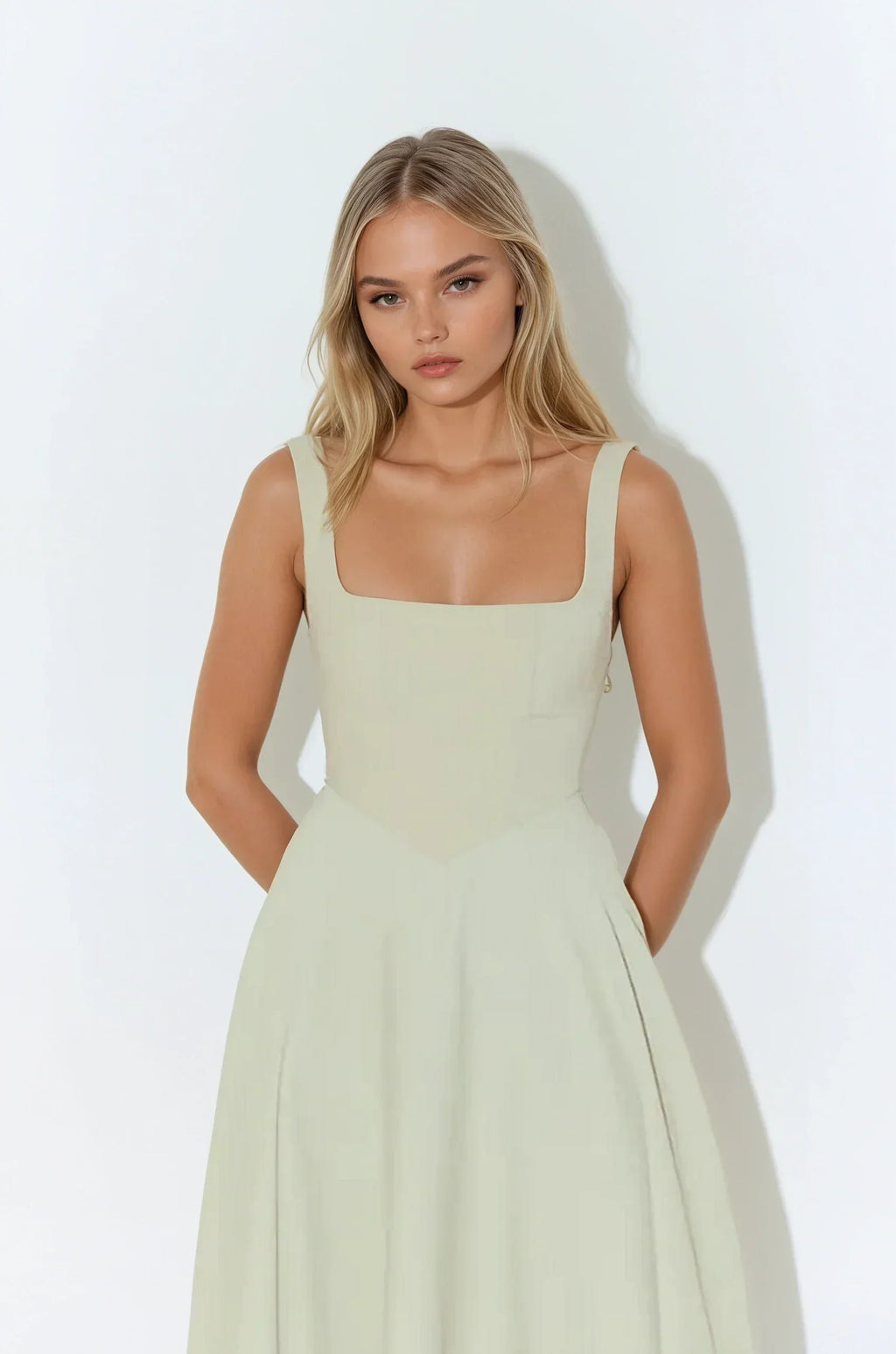 Lilou | Pure Dress & Natural Elegance - Novaesta