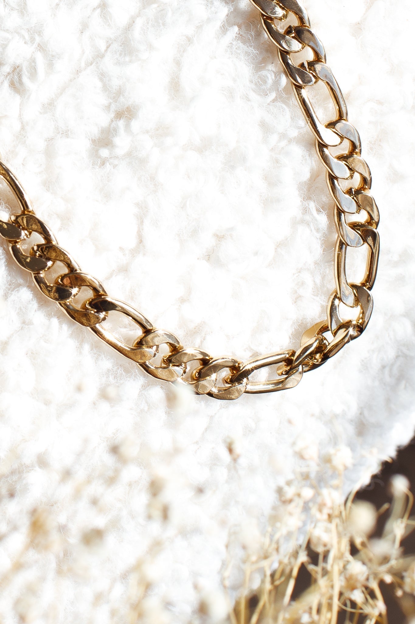 Figaro Chain Necklace Monet Gold