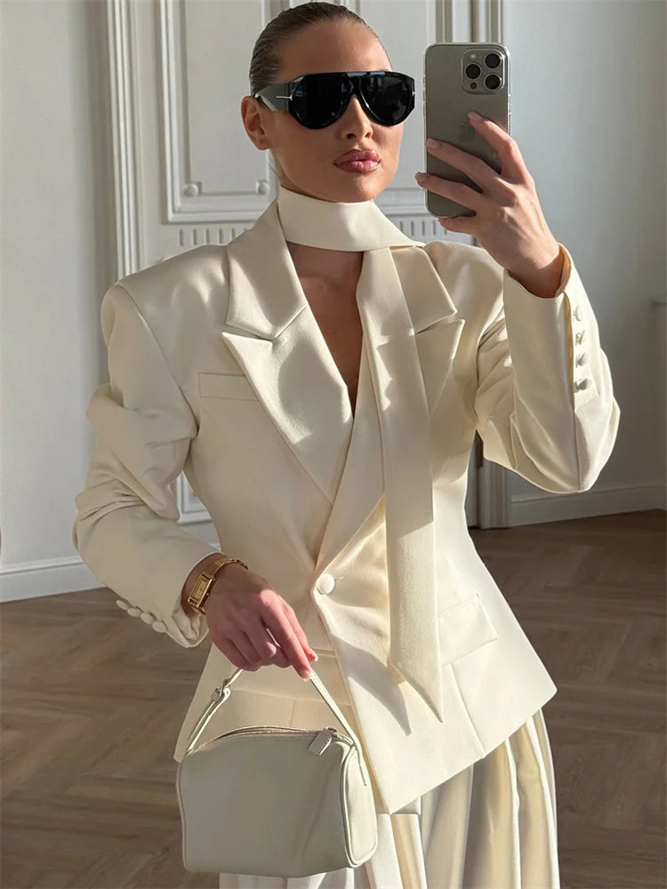 Women’s V-Neck Lace-Up Jacket