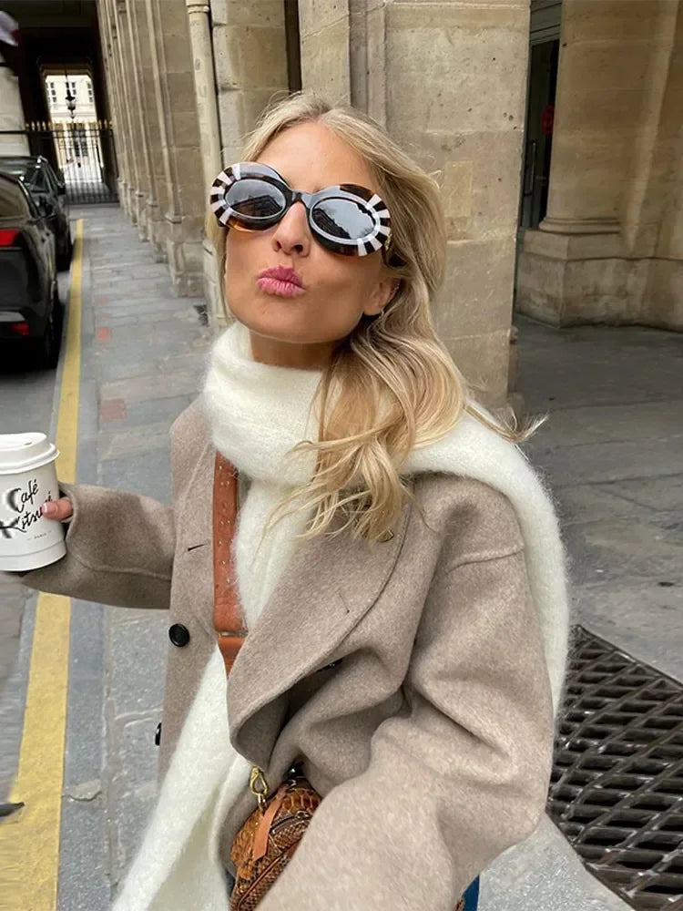 Arianna | Double-breasted short coat