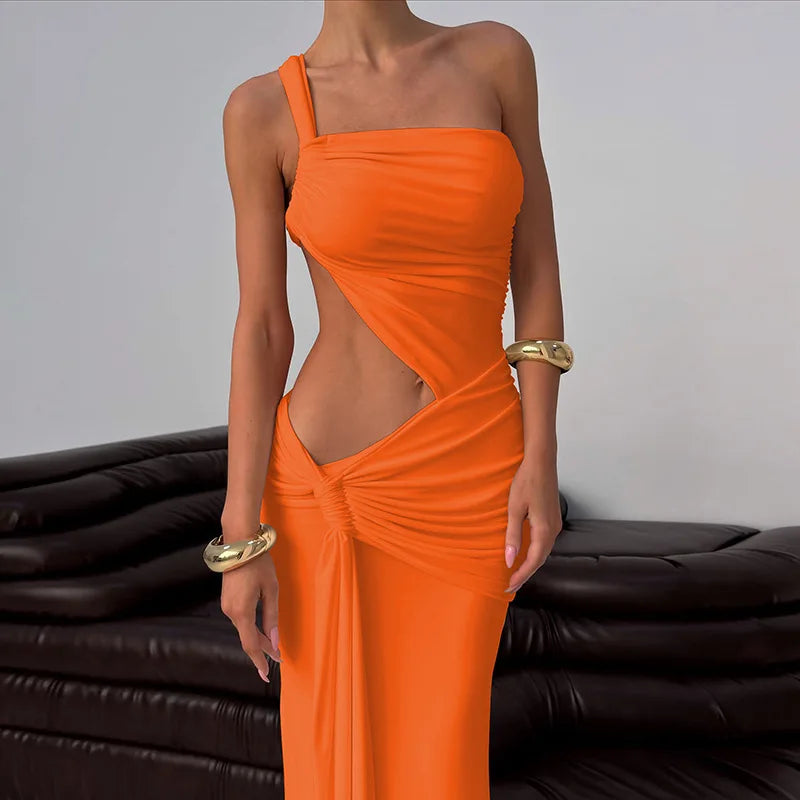 Zelina | Bold Dress & Magnetic Appeal - Novaesta