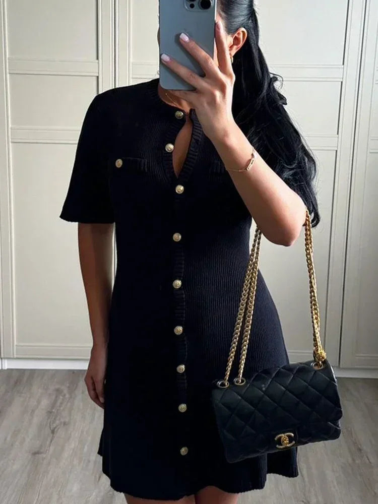 Nina | Fitted Knit Dress & Button Details - Novaesta