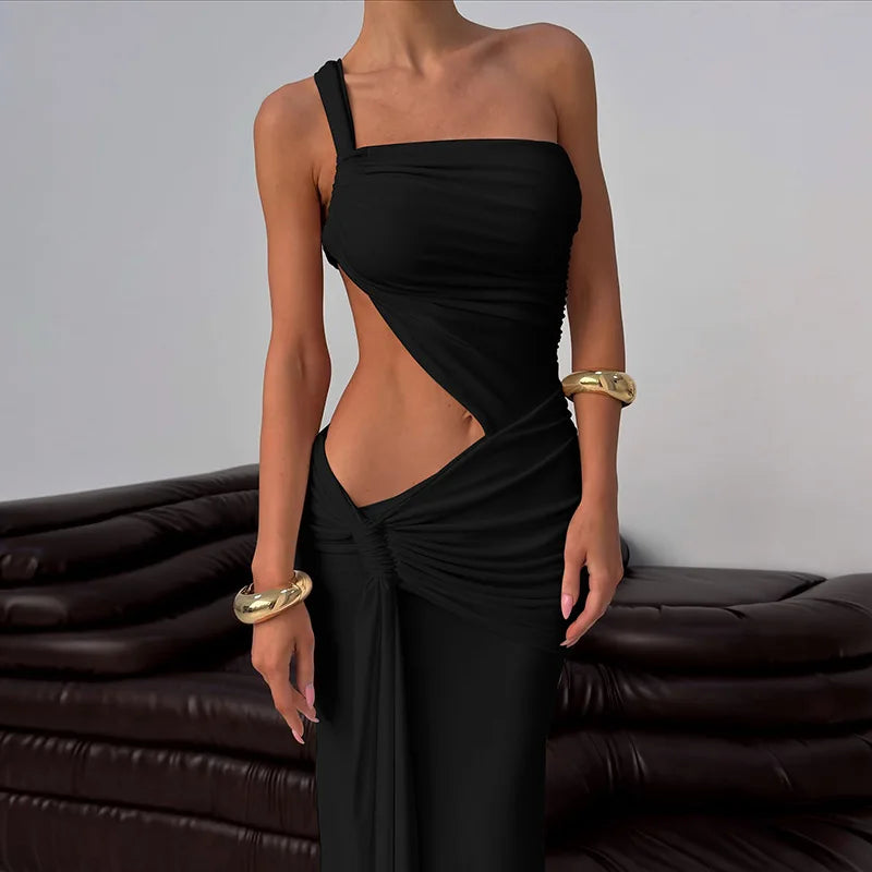 Zelina | Bold Dress & Magnetic Appeal - Novaesta