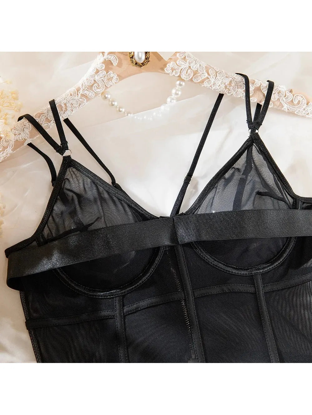 Zuri's Lingerie Set - Novaesta