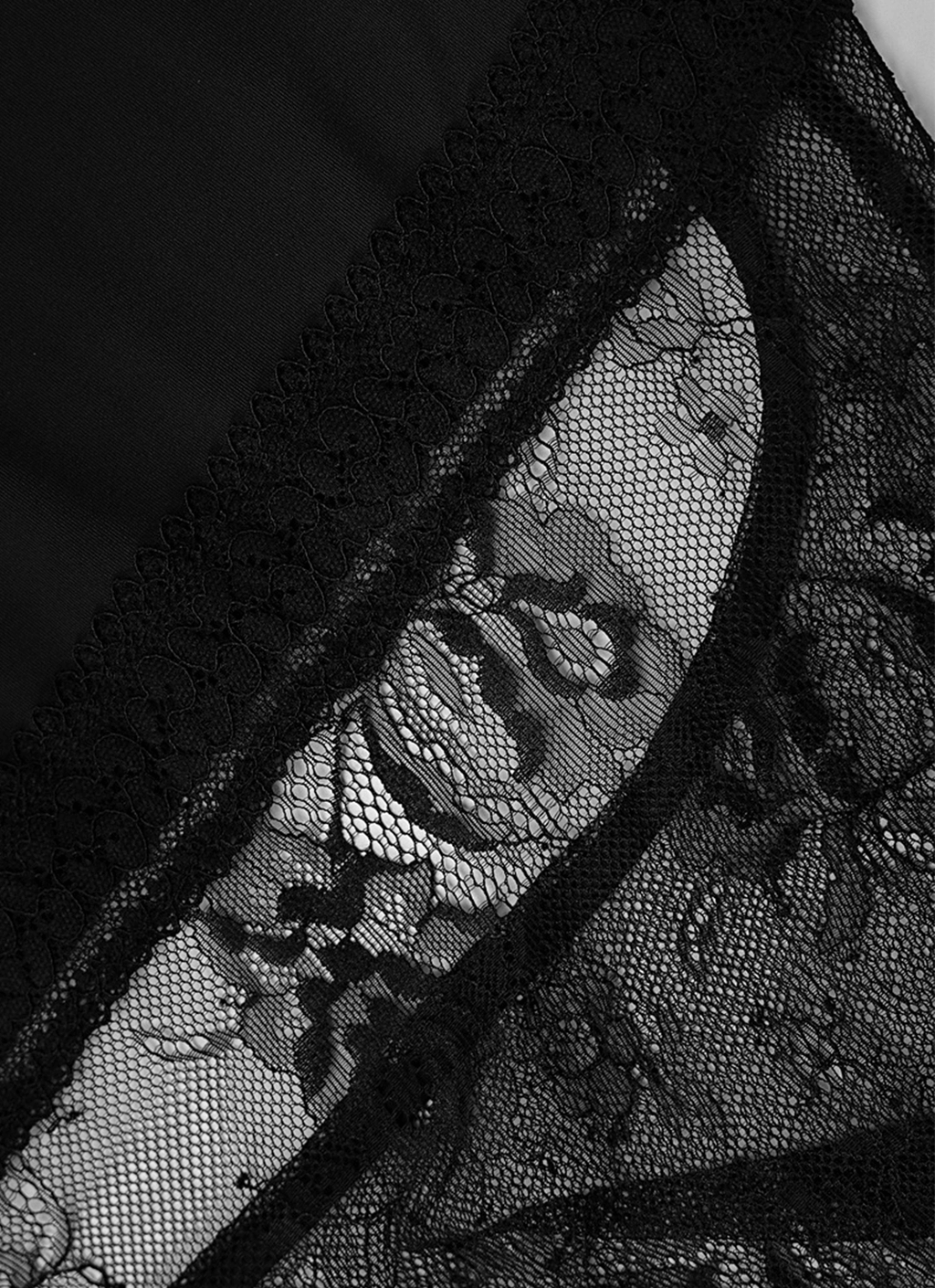 Lina | Elegant Lace Dress - Novaesta