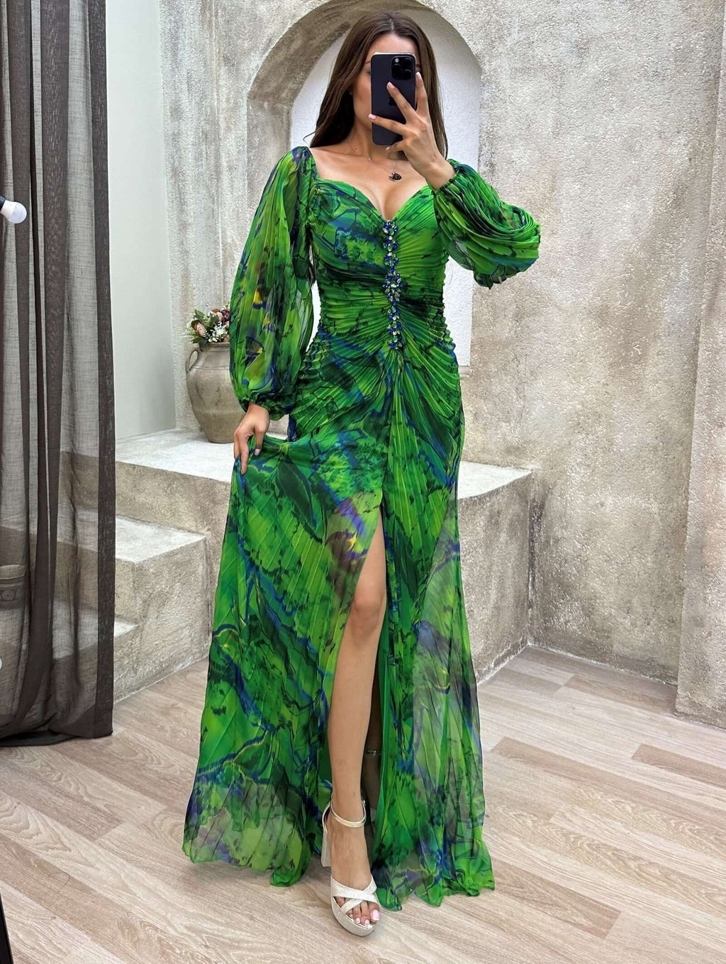 Molly | Elegant V Neck Dress - Novaesta