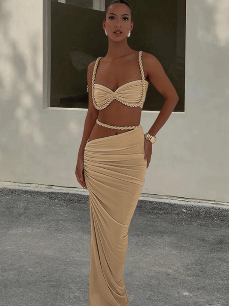 Naïra | Hypnotic Set & Ready for the Beach - Novaesta