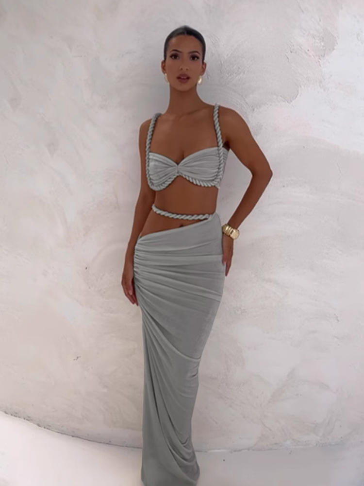 Naïra | Hypnotic Set & Ready for the Beach - Novaesta