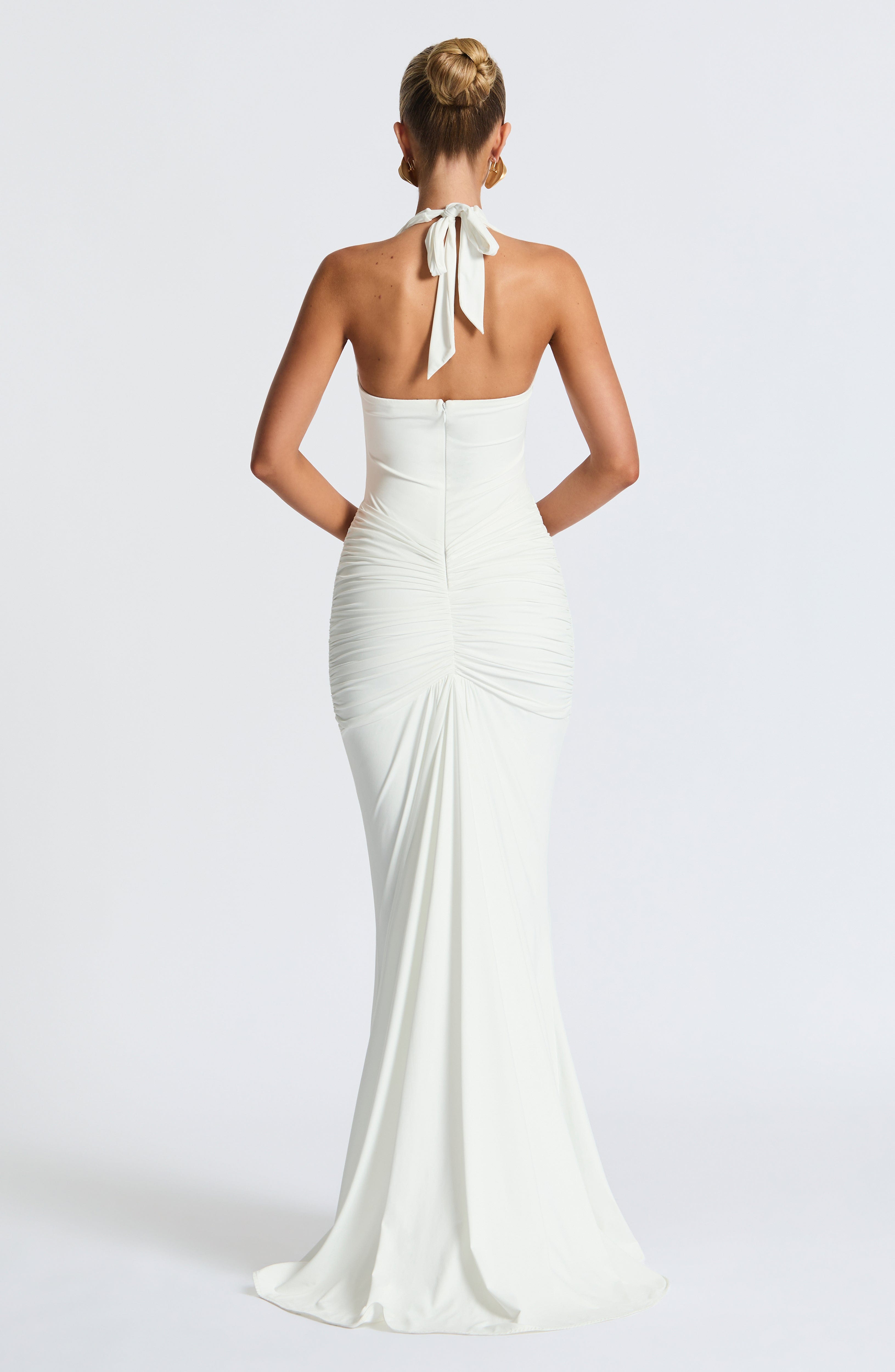 Rosetta | Mermaid Dress & Bold Décolleté
