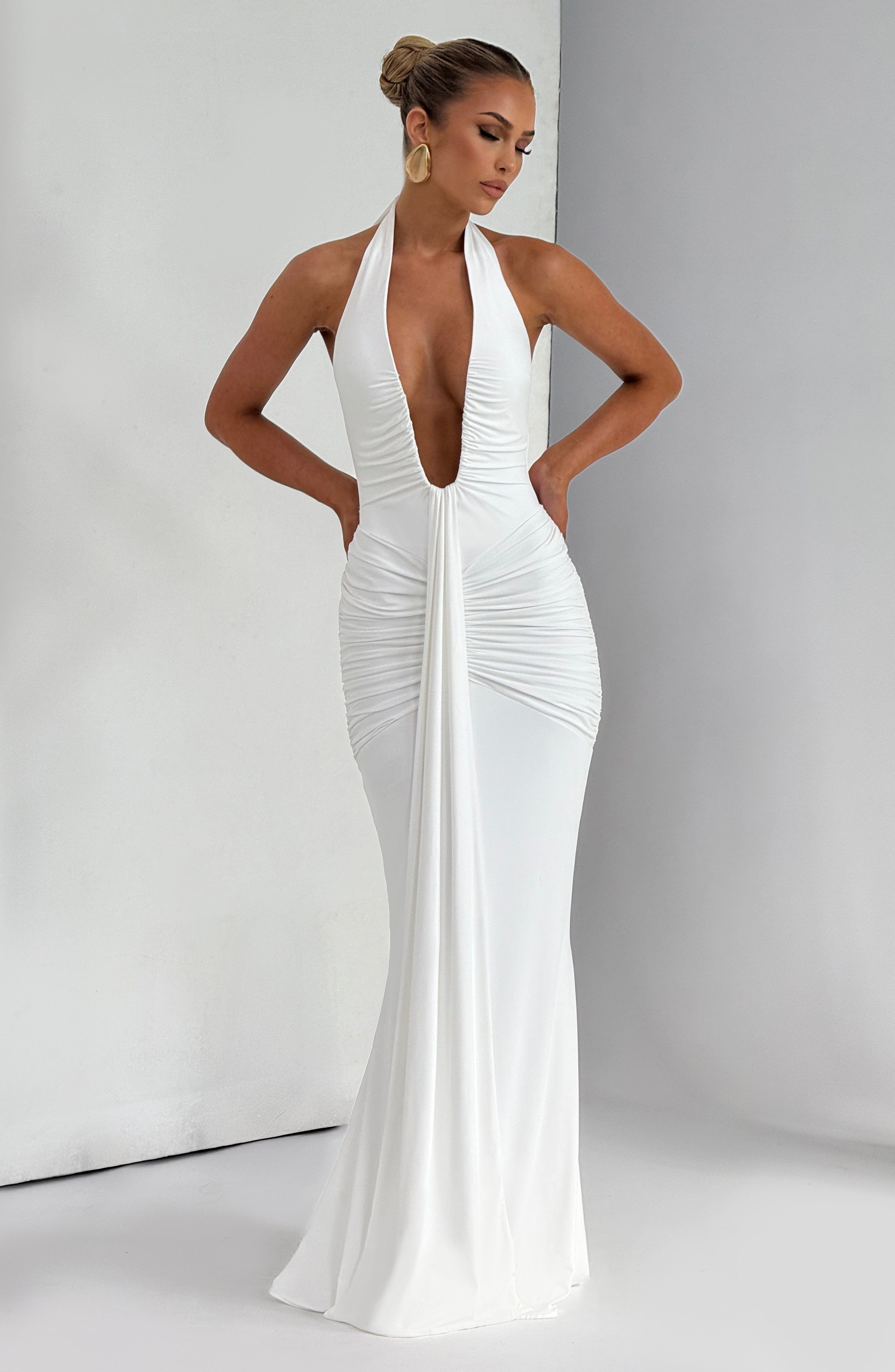 Rosetta | Mermaid Dress & Bold Décolleté