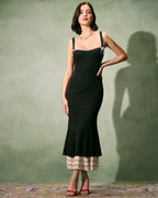 Naomi | Fitted Maxi Dress with Sweetheart Neckline