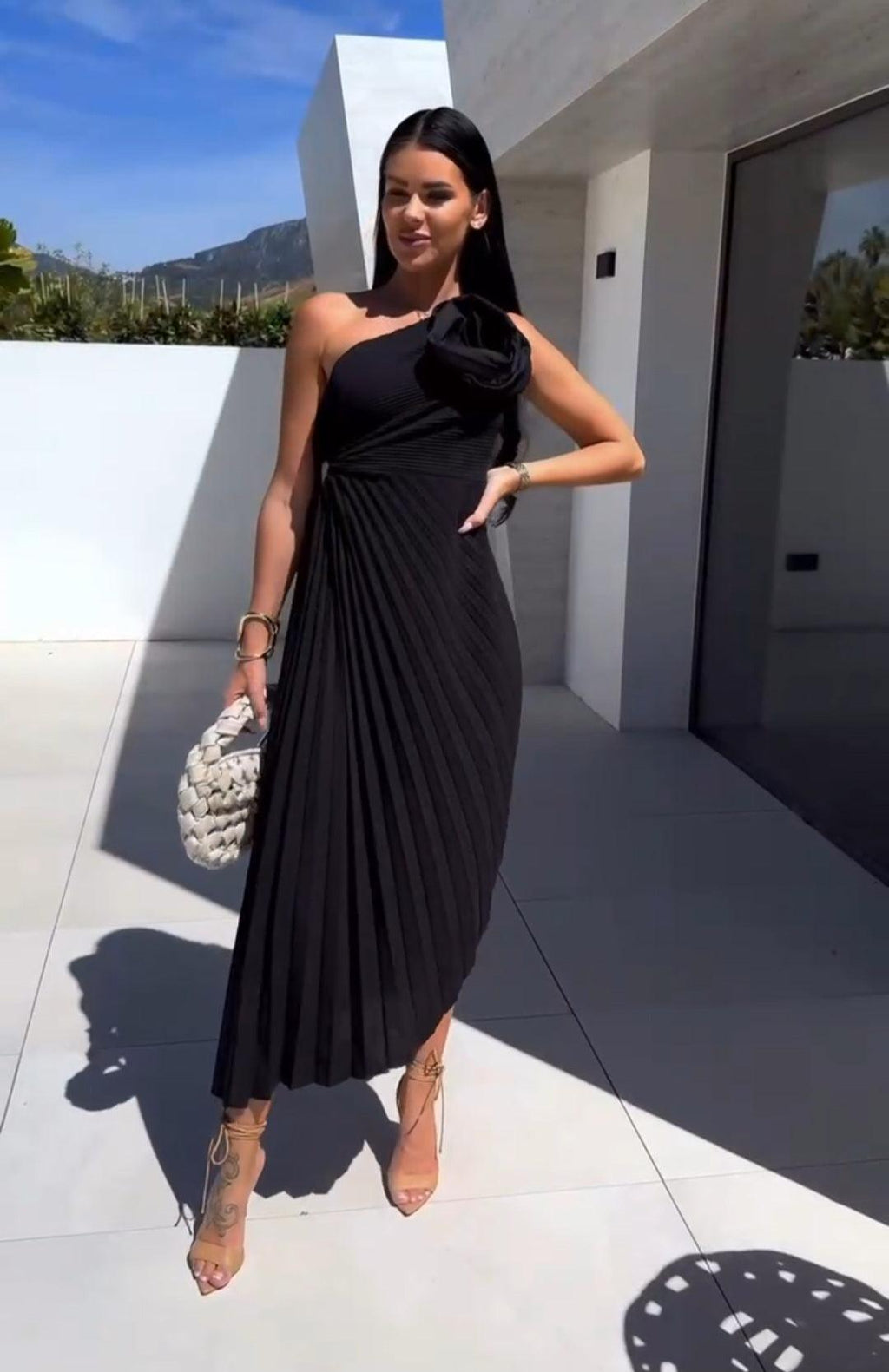 INNOCENT | Elegant Dress - Novaesta