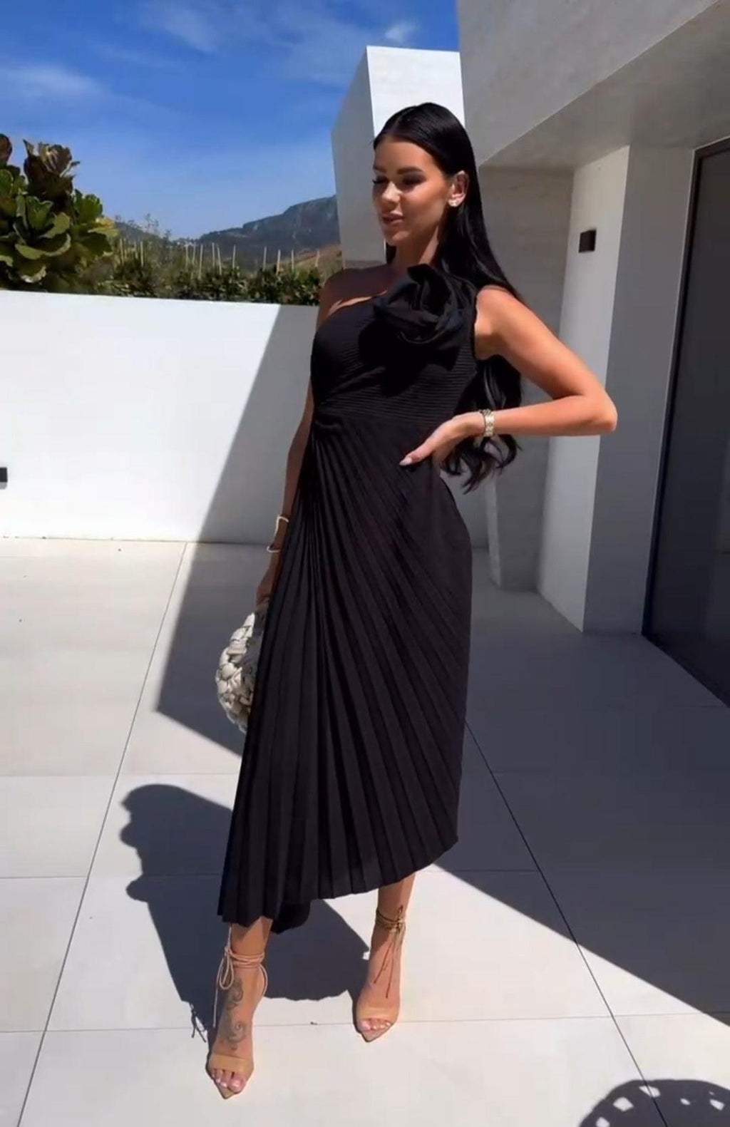 INNOCENT | Elegant Dress - Novaesta